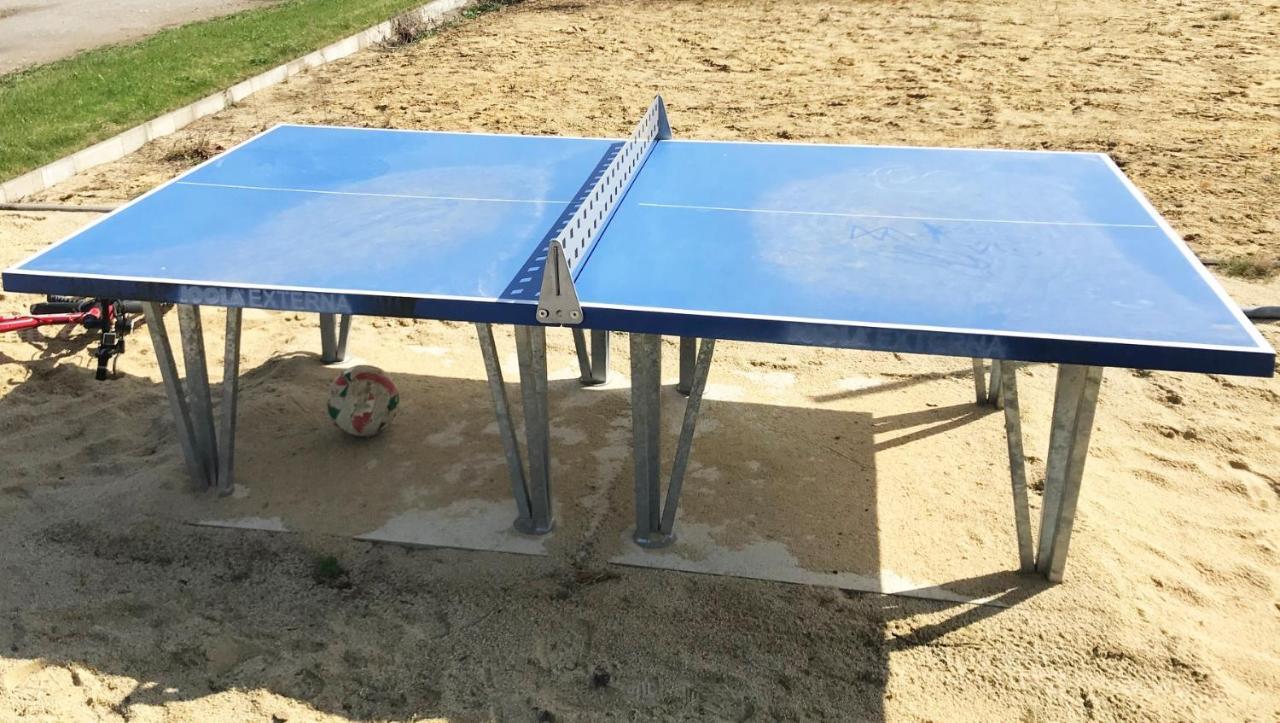 Fewo Waffenkammer Im Rittergut Leppersdorf Bei Dresden Fuer 7 Personen Exterior foto